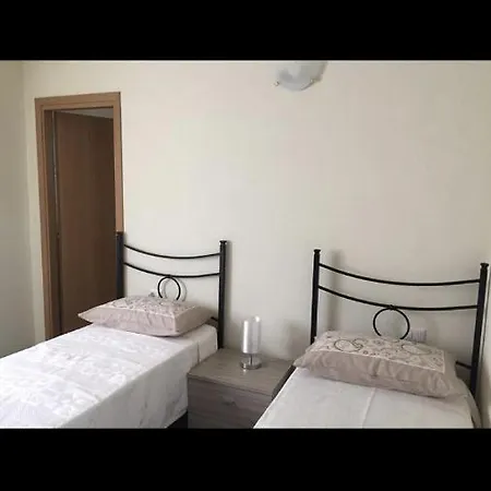 Casa Vacanze Paola *